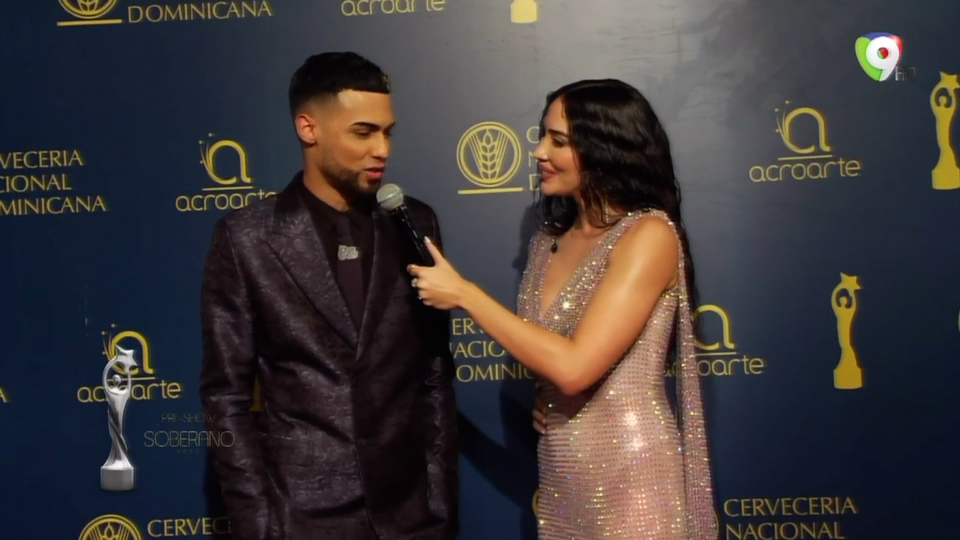 Jay Wheeler Dijo Presente En La Alfombra De Premio Soberano 2021