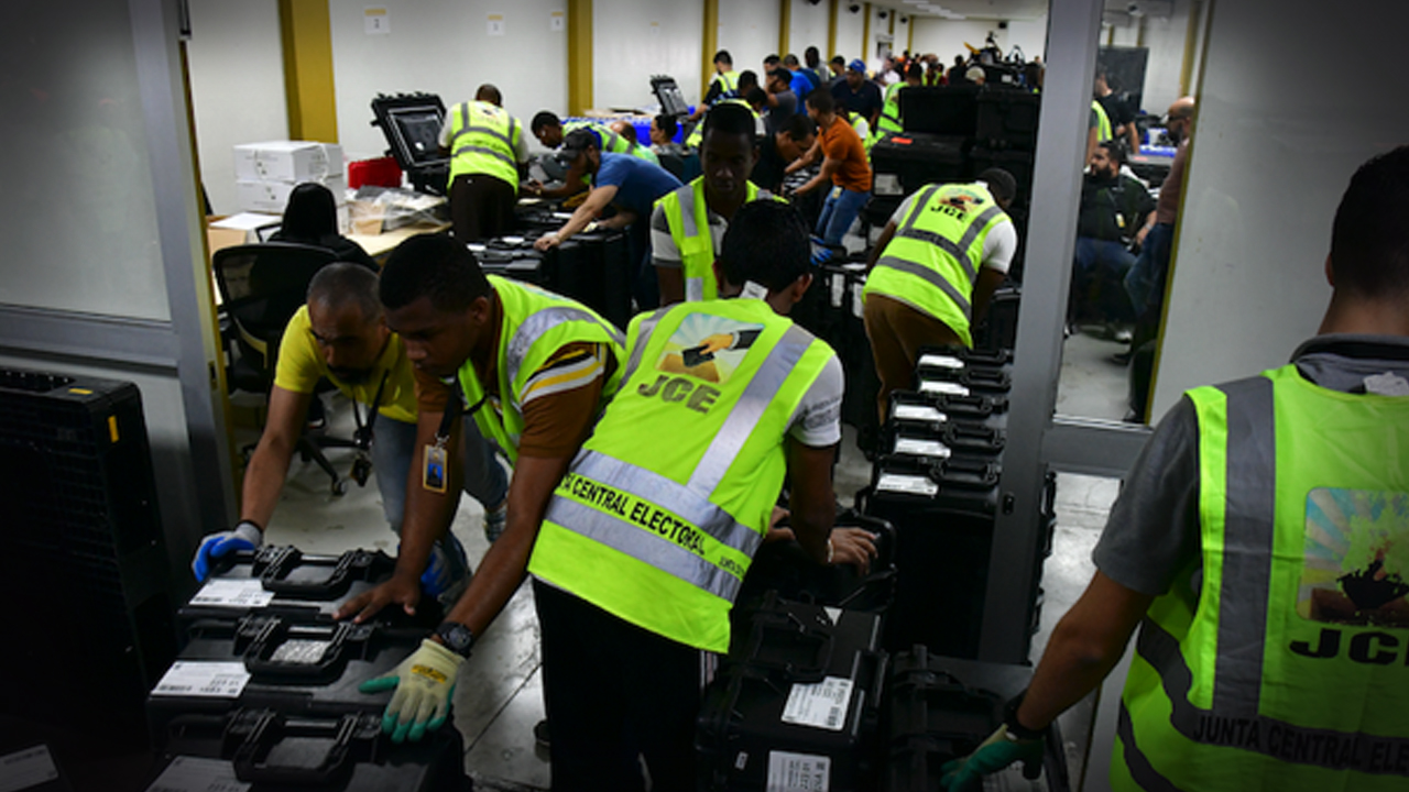 JCE Instalara Equipos Automatizados En Colegios A Partir Del Viernes