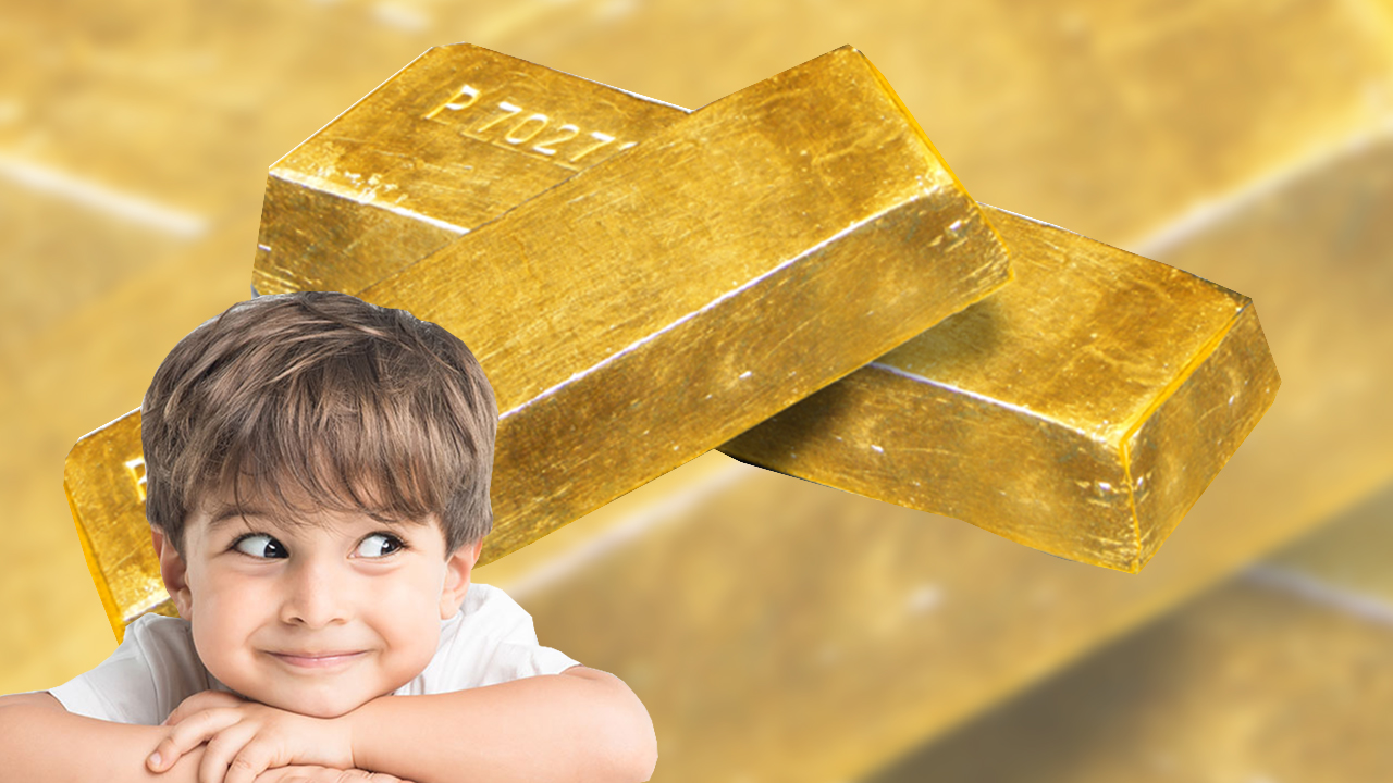 ¡Día De Suerte! Niños Encuentran Dos Lingotes De Oro En Unas Sábanas