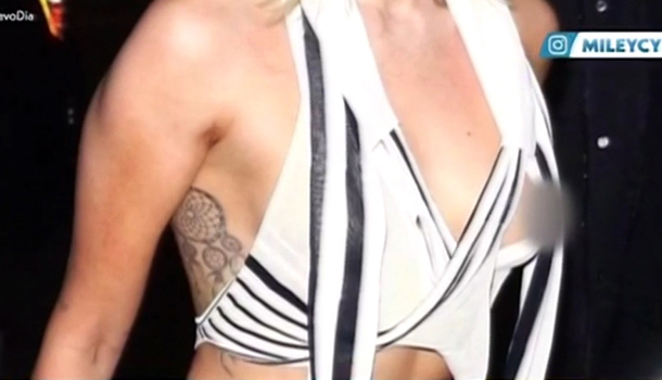 Miley Cyrus Muestra En La Redes Uno De Sus Atributos