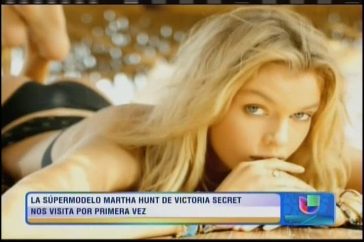 La Supermodelo De VIctoria’s Secret Martha Hunt En ‘Despierta América’ #Video