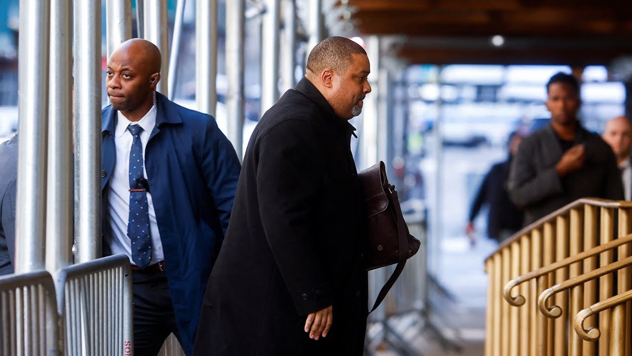 Fiscal Que Podría Acusar A Trump Ha Recibido Cientos De Amenazas | “Te Voy A Matar”