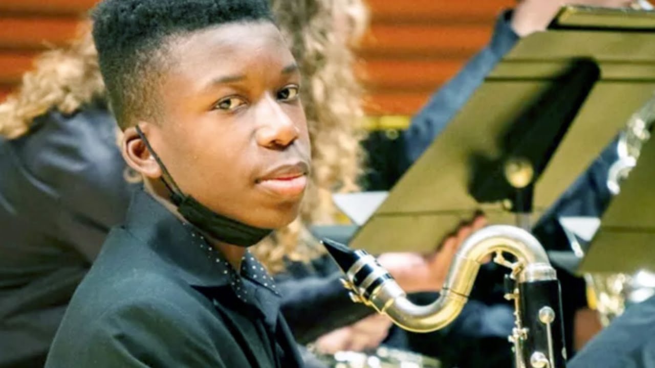 Investigación Del Adolescente Negro Baleado En Kansas City