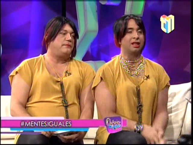 : Las Hermanas Mentes Iguales En Chévere Nights