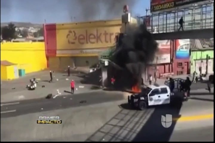Continúan Las Protestas Y Saqueos En México