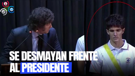 Estudiante Se Desmaya Junto A Javier Milei Y Critican La Reacción Del Presidente De Argentina