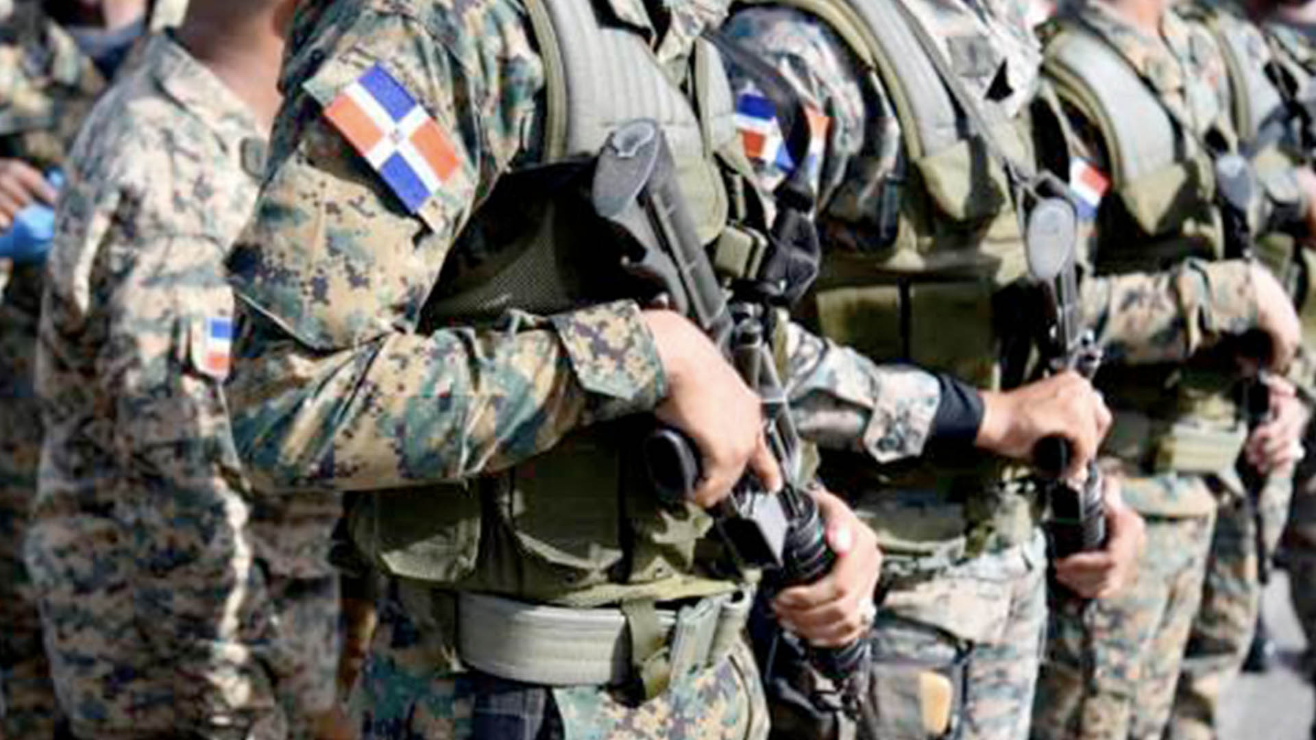 Continúan Los Problemas Entre Los Militares Y Funcionarios Del Gobierno