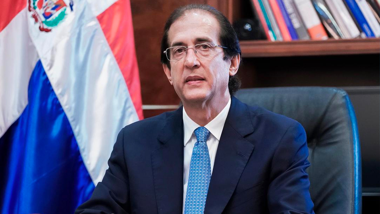 Ministro Gustavo Montalvo Ordena El Uso De La Mascarilla En Todo Momento