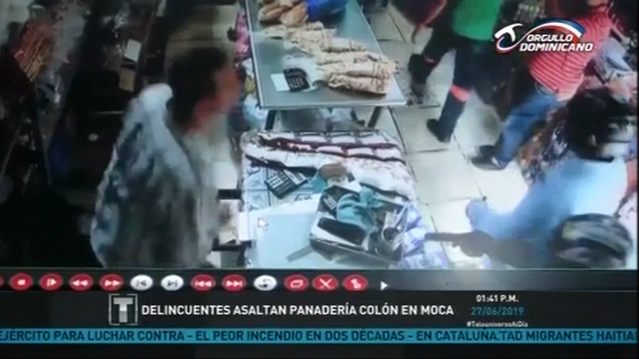 Captado En Cámara El Momento En Que Fue Asaltada Panadería En Moca