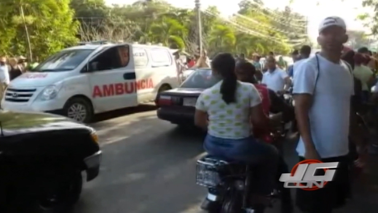Un Muerto Y Otro Herido En Competencia De Motocicletas #Video