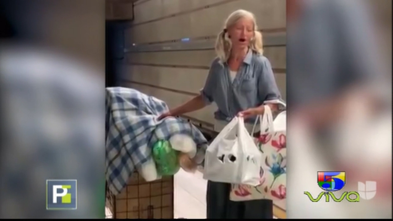 Para Esta Mujer Podría Cambiar La Suerte Mediante Un Video Que Se Hizo Viral Gracias A Un Policía