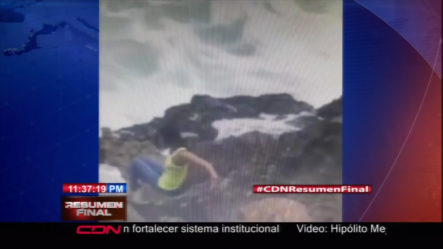 Captan En Vídeo Rescate De Una Mujer Que Intentó Lanzarse Al Mar Caribe Con Fines Suicidas