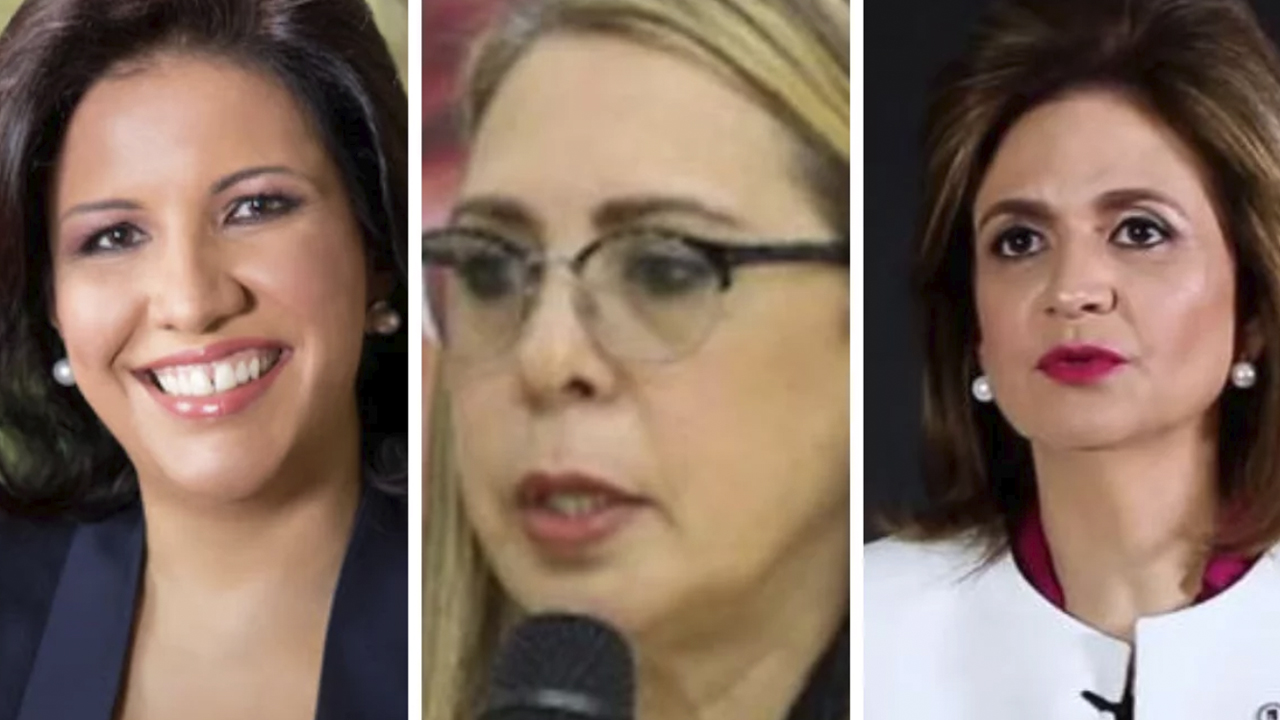 Presidente Medina Entrega Medalla Al Mérito A 14 Mujeres Destacadas De La Sociedad