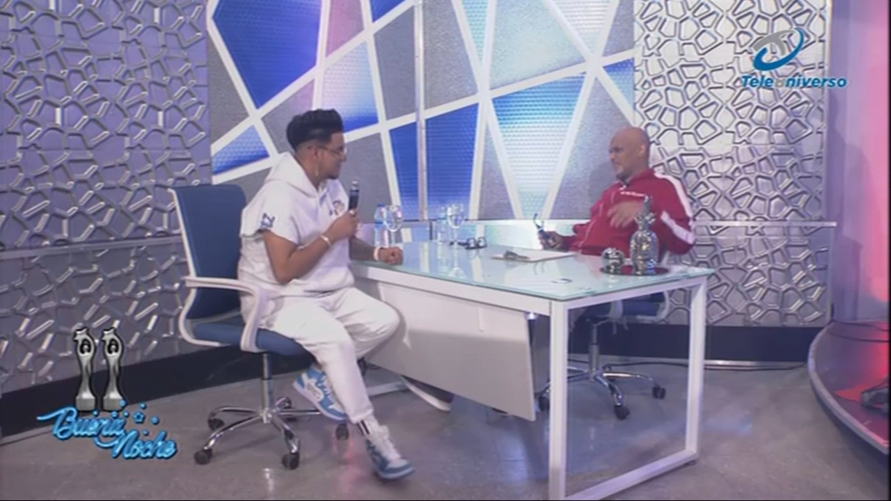 El Tonto Dice Que Están Haciendo Disparate En El Genero  | Buena Noche