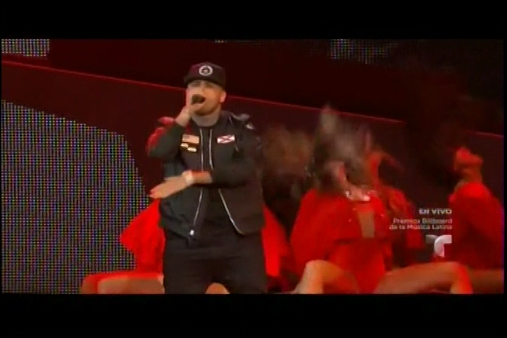 Presentación De Nicky Jam En Premios Billboard 2017