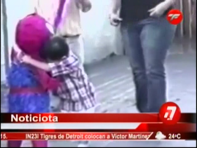 El Niño Que En Vez De Golpear Su Piñata De Spider-Man Decidió Abrazarla #Video