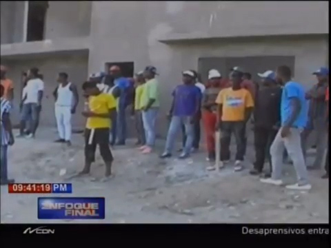Obreros Obra De Félix Bautista Protestan Por Atraso Pago; Encargado Niega Retraso #Video