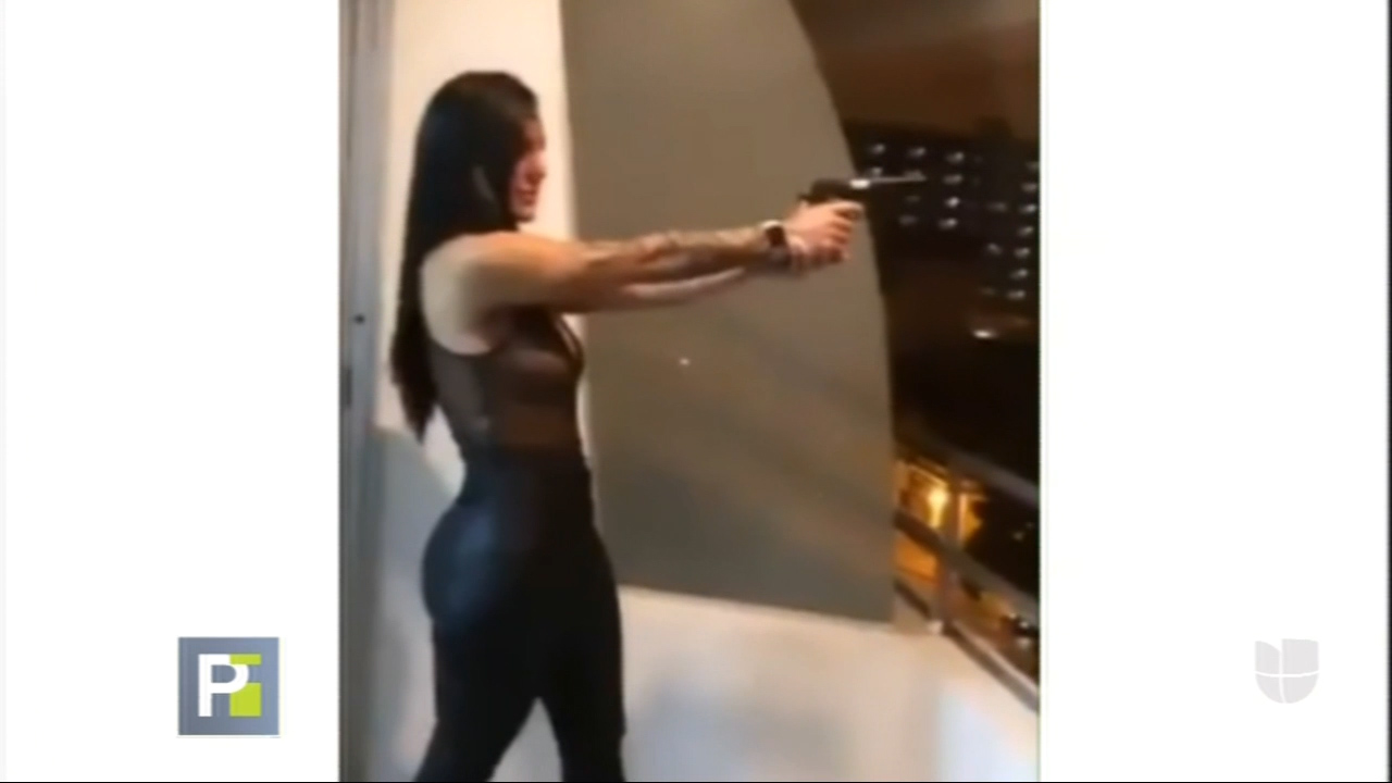 Joven Es Filmada Con Un Arma Disparando Al Aire En Argentina Y Ahora Enfrenta Varios Delitos