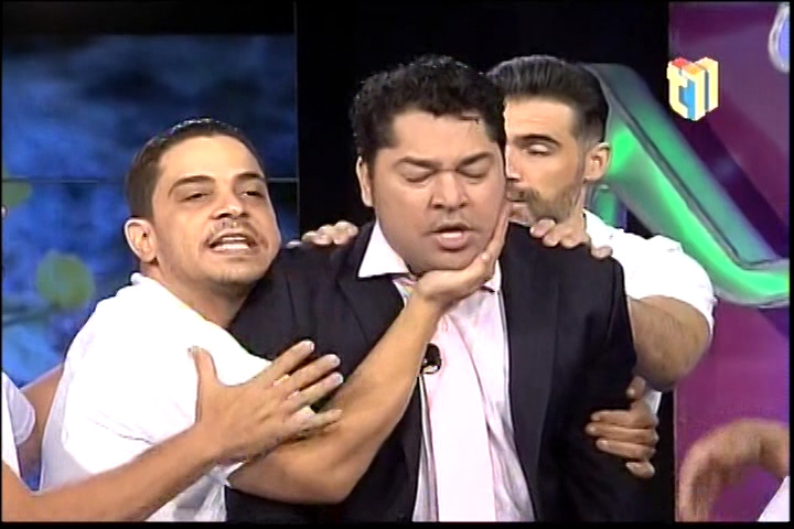 El Maestro De Yoga De Chévere Nights Se Enfrenta Cara A Cara A La Energía De El Pachá