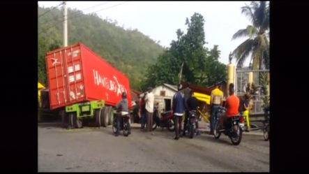 ¡BÁRBARO! Aparatoso Accidente En La Carretera Jarabacoa – La Vega Nada Humano Que Lamentar