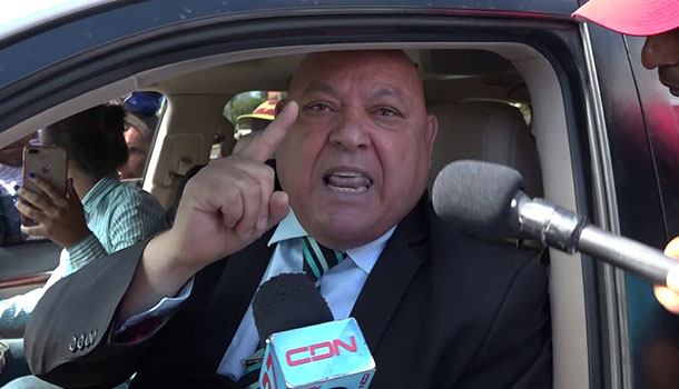 Dirigente Del PTD Denuncia Que Compañeros Recibieron Soborno Para Proclamar A Leonel Como Candidato