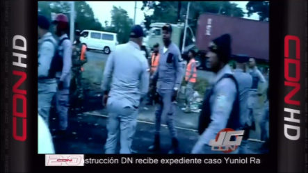 Tremendo “rebú” Entre Ciudadanos De La Penda Y La PN En Protesta Por Arreglo De Las Calles