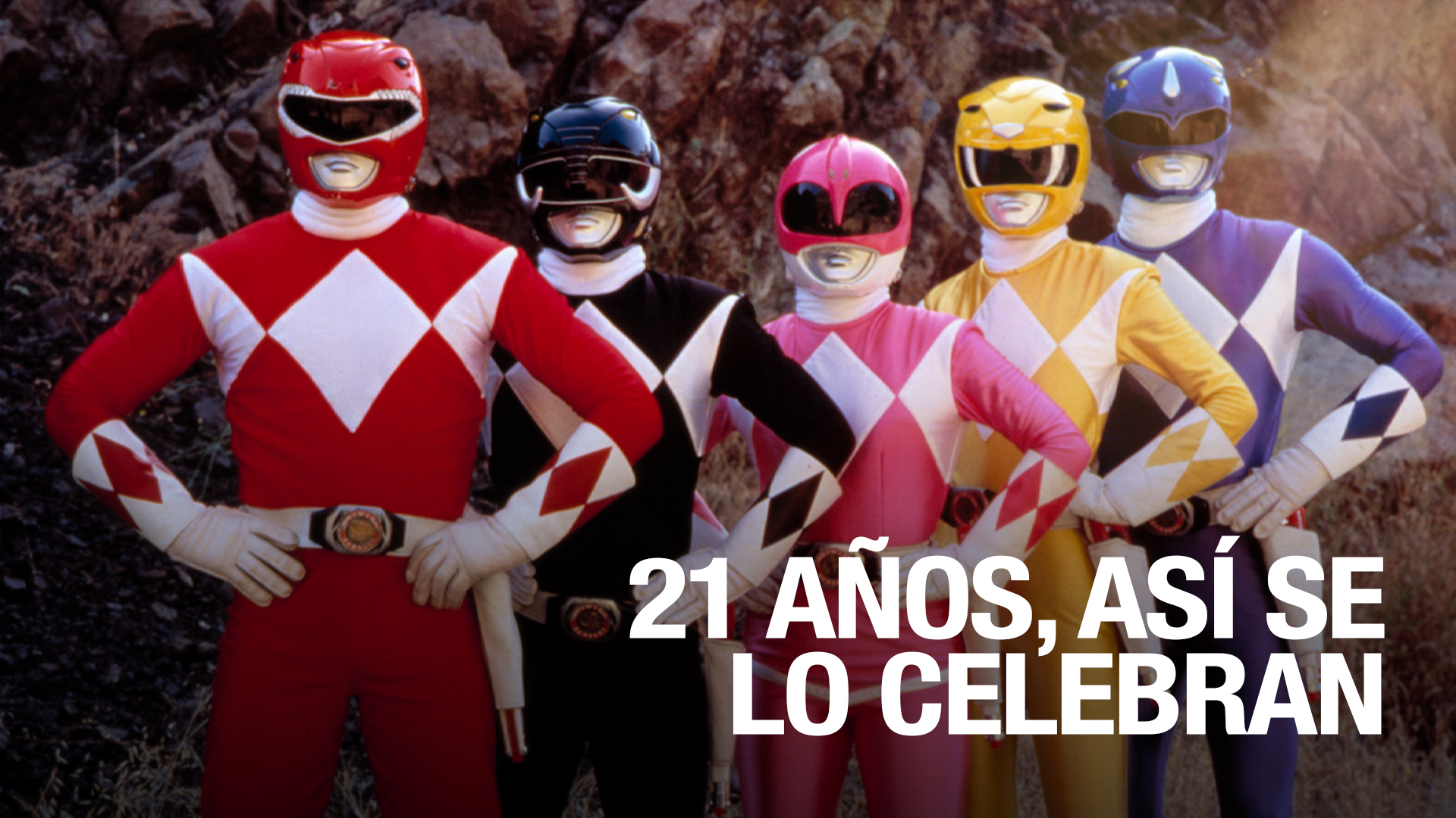 ¡Inusual! Chico Cumple Sus 21 Años, Así Se Lo Celebra Su Familia