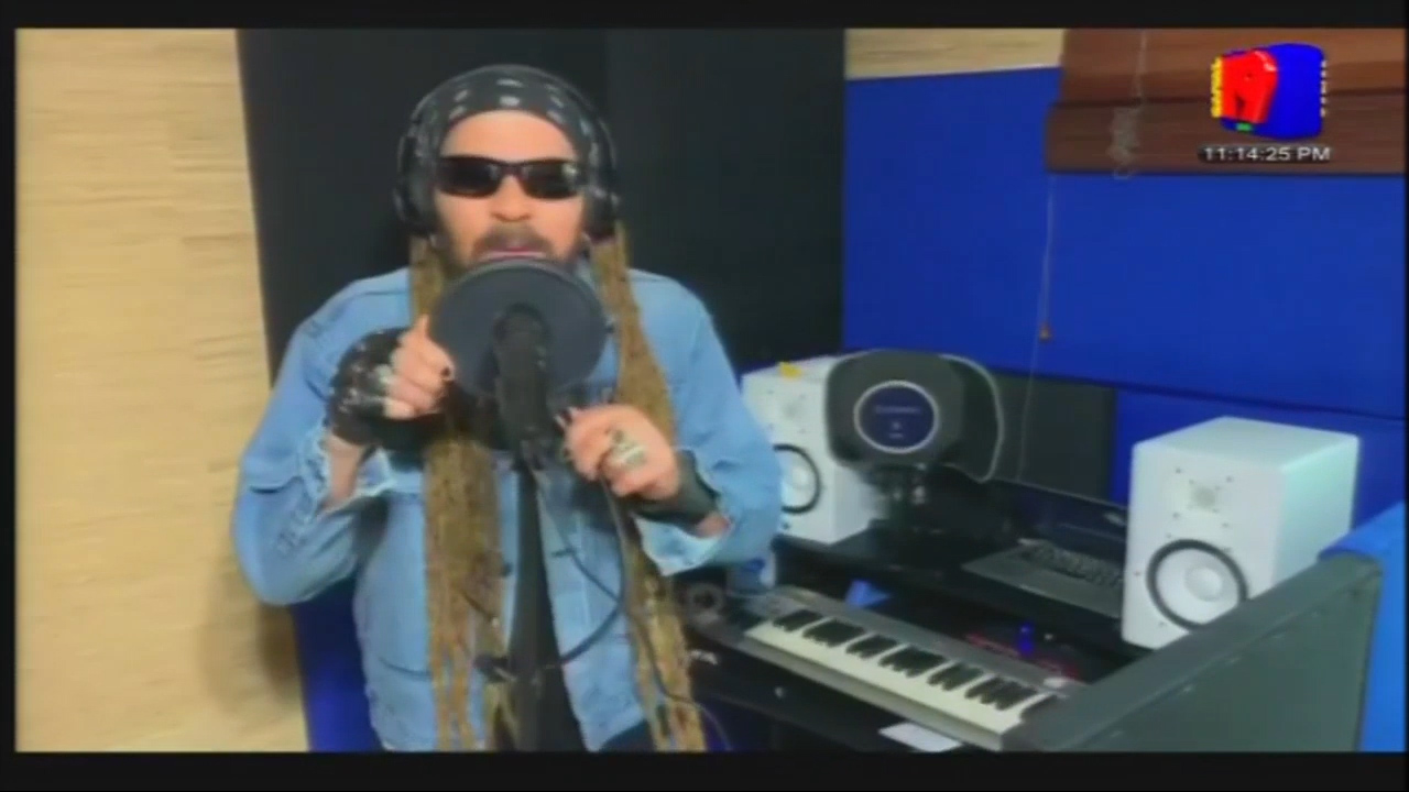 Toño Rosario Muestra Su Apoyo A Gonzalo Castillo Y Canta El Tema Oficial Del Movimiento