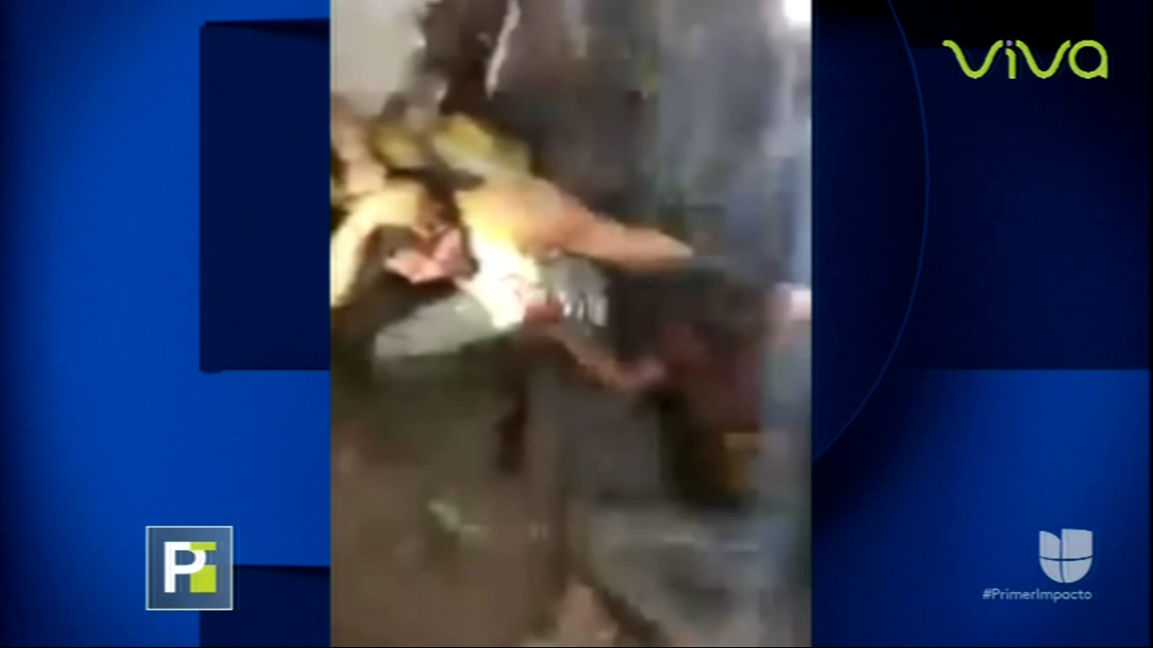 Multitud Le Entra A Golpes A Dos Jóvenes Por Una Broma, Mira De Que Se Trata
