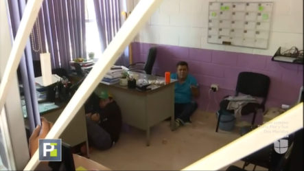 Enfurecidos Padres En México Arremeten Con La Escuela Donde Estudian Sus Hijos Alegando Abuso Por Parte De Un Profesor