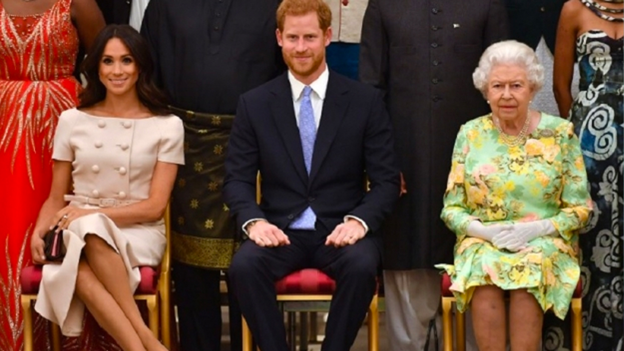 Según Doña Chello La Reina Isabel II Le Mando Un “ramplimazo” Al Principe Harry
