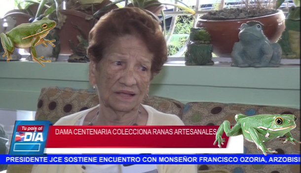 Mujer De 100 Años Que Colecciona Ranas