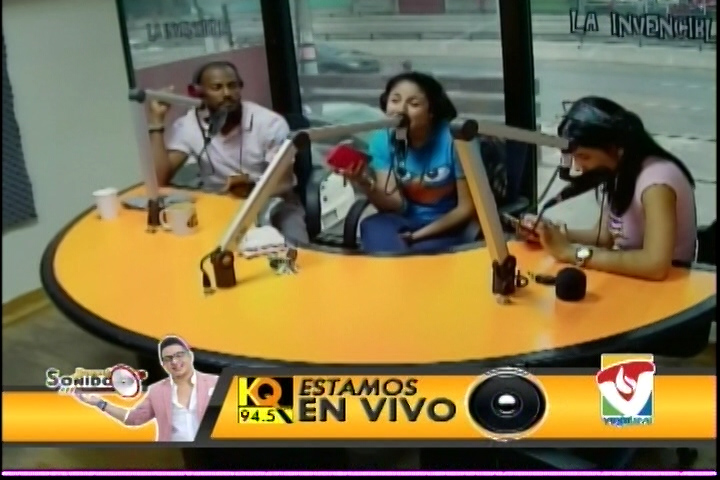 Buscando En Las Redes Con Karla Cabrera En La Cabina De Buscando Sonido