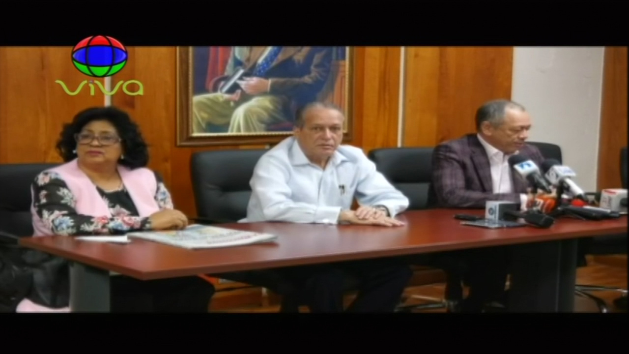 Senadores Del PLD Ratifican A Pared Pérez Como Presidente Del Senado