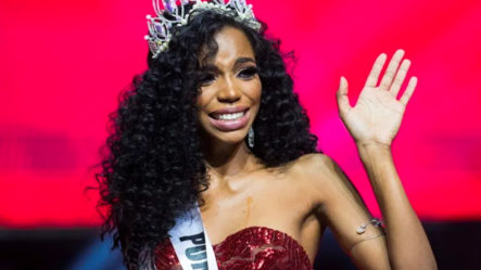 Clauvid Daly La Esperanza De Todos Los Dominicanos En Miss Universo