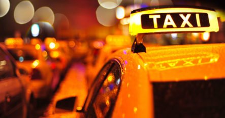 Confesiones De Un Uber: “Una Vieja Se Montó Peleando Por 30 Minutos”