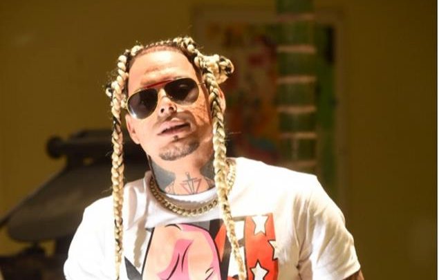 Carlos Montesquieu Pone Otro Gran “Huevo” Con “Etervidos” El Video Que Podría Salir Muy Caro