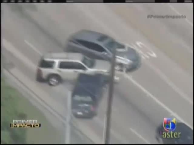 Hombre Es Detenido Luego De Ocasionar Caos En Autopista De Texas #Video