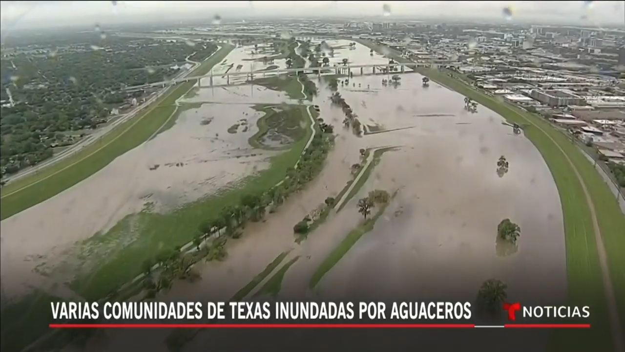 Poderosas Tormentas Afectan A Buena Parte De Texas
