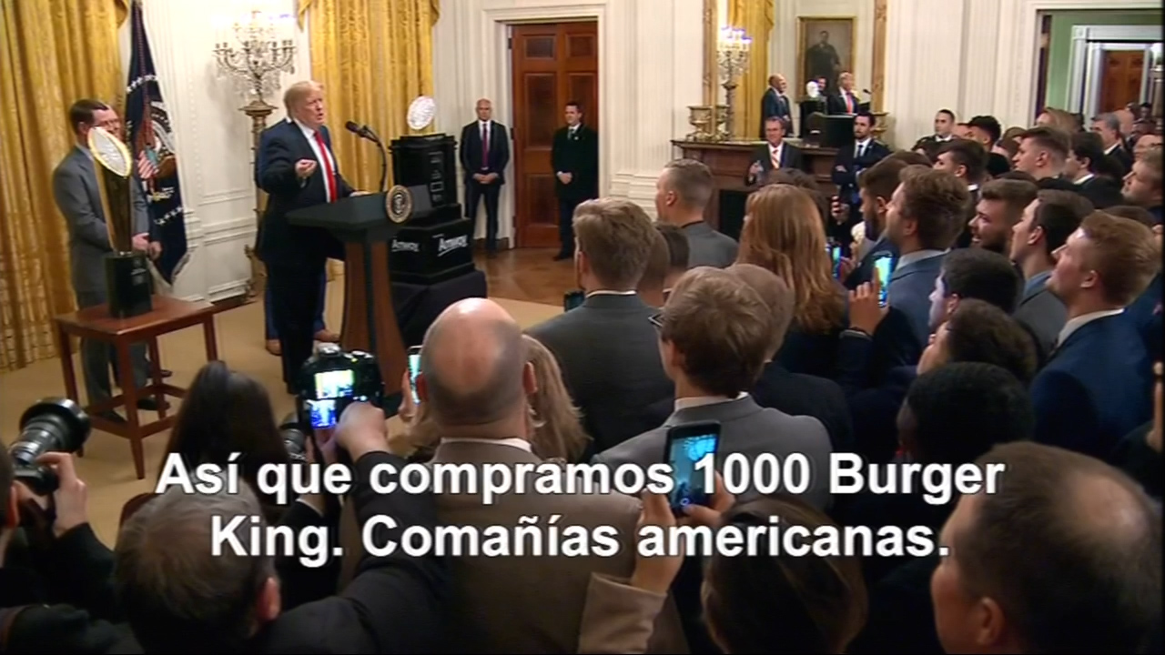 Presidente Trump Brinda Pizzas Y Hamburguesas A Campeones De Fútbol