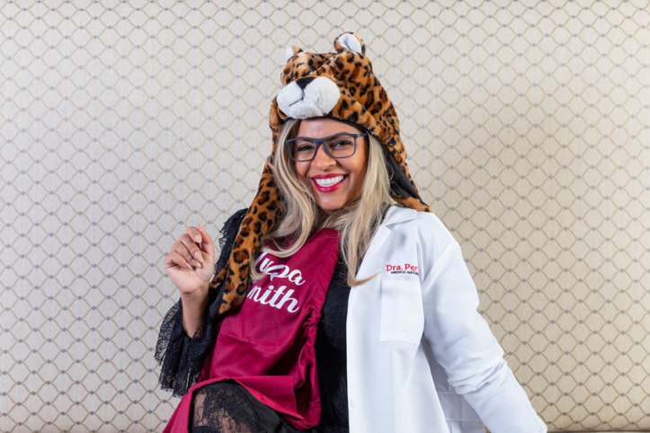 ¿Cómo Es El Proceso Para Pasar De Humorista De Redes A Humorista De Teatro?