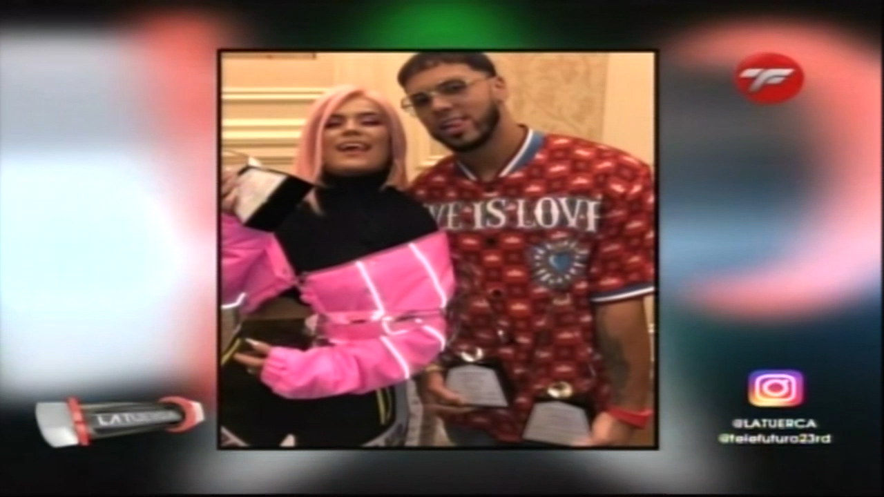 Anuel Y Karon G Reciben Disco De Diamantes Por La Canción Culpables