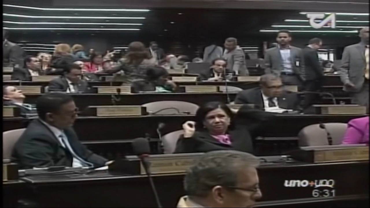 Juan Bolívar Días Como Caña Pa’l Ingenio Aprueban Ley De Régimen Electoral