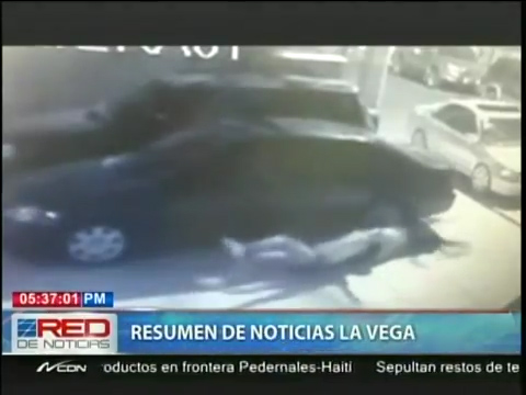 Captado En Vídeo: Pareja Cae De Tercer Piso En La Vega #Video