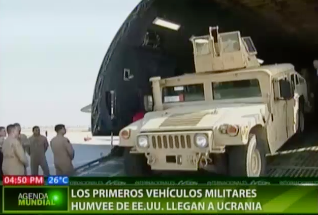 Los Primeros Vehículos Militares De EE.UU. Llegan A Ucrania