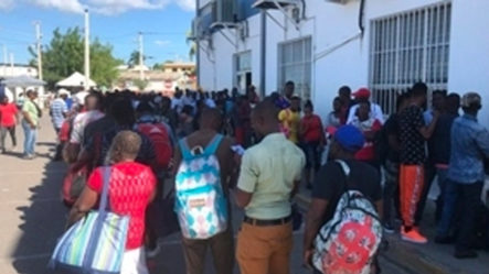 Detienen Cientos De Haitianos Que Retornan Tras Pasar Navidad En Su País