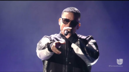 Vibrante Presentación De Daddy Yankee En Premio Lo Nuestro 2019